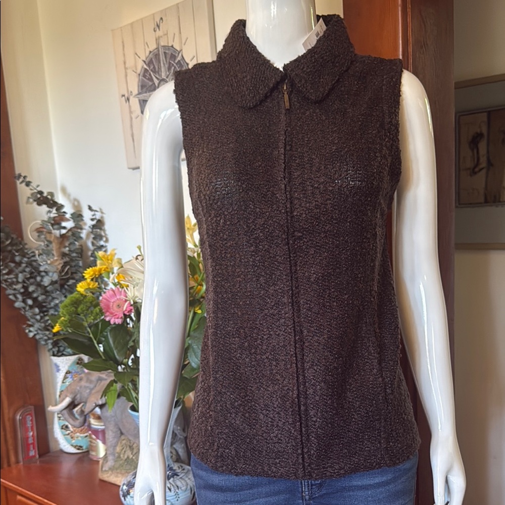 NWT northern reflections size small Brown Sleeveless Women's Top